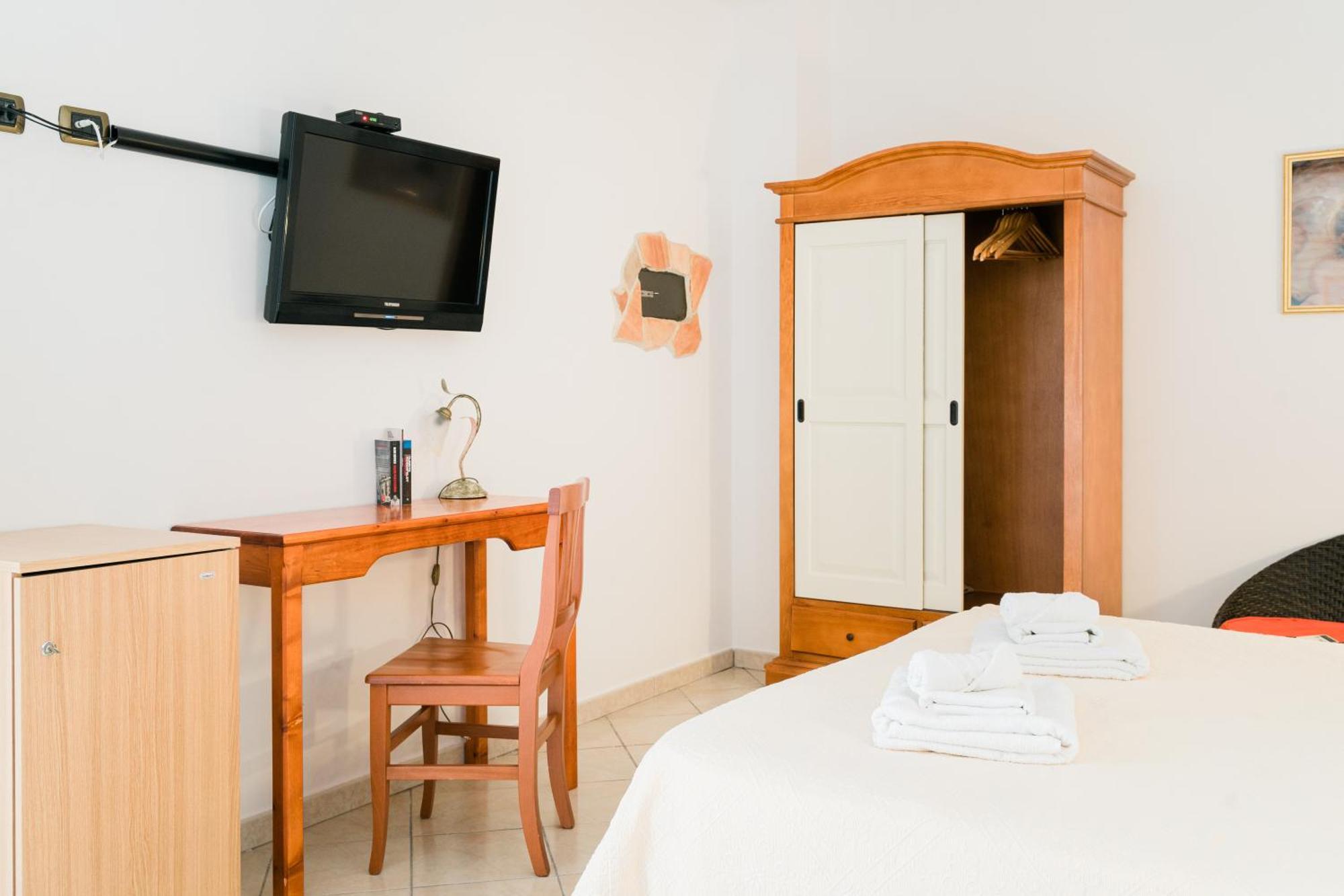 Hotel La Marmora Alghero Zewnętrze zdjęcie